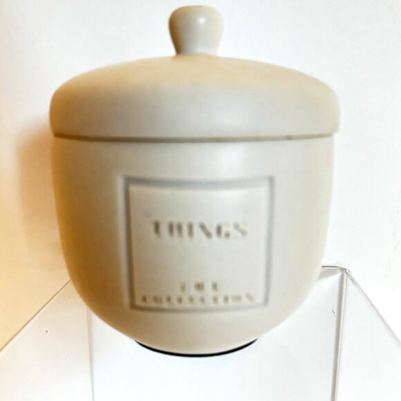 The Collection Stoneware Engraved "Things" Container with Lid Beige Cotton jewel - Picture 2 of 12